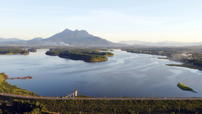 Experience Hanoi Tours with sustainable adventures